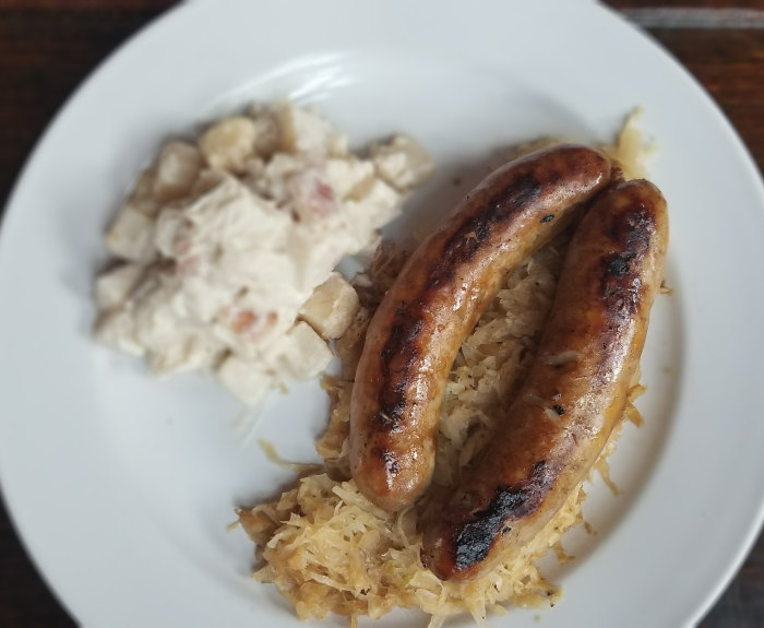 Bratwurst entree